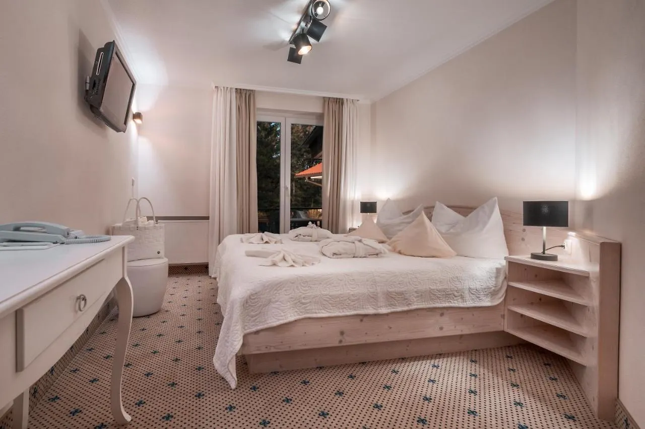 Hotel Mittelburg Wellnesshotel Oy-Mittelberg