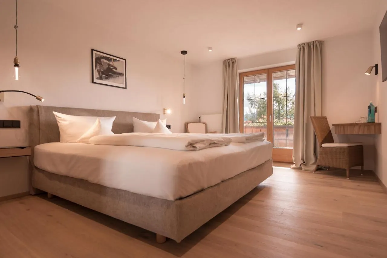 Mittelburg Wellnesshotel Oy-Mittelberg 4*,
