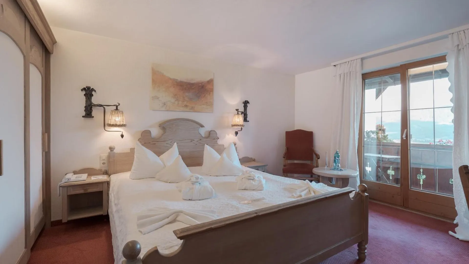 Mittelburg Wellnesshotel Oy-Mittelberg Hotel