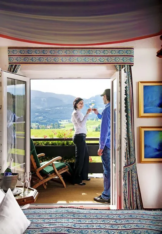 Mittelburg Wellnesshotel Oy-Mittelberg Hotel